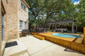 Stone oak retreat Hot Tub & Plunge Pool